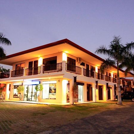 Hotel Blue Palm Jaco Exterior photo